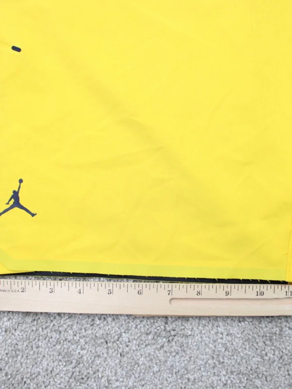 Jordan Michigan Wolverines Shorts Mens Large Yellow Nike Air 11